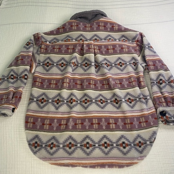 Simply Southern Aztec Gray Sweatshirt Shacket Jacket Sherpa Fleece Medium - Picture 8 of 16
